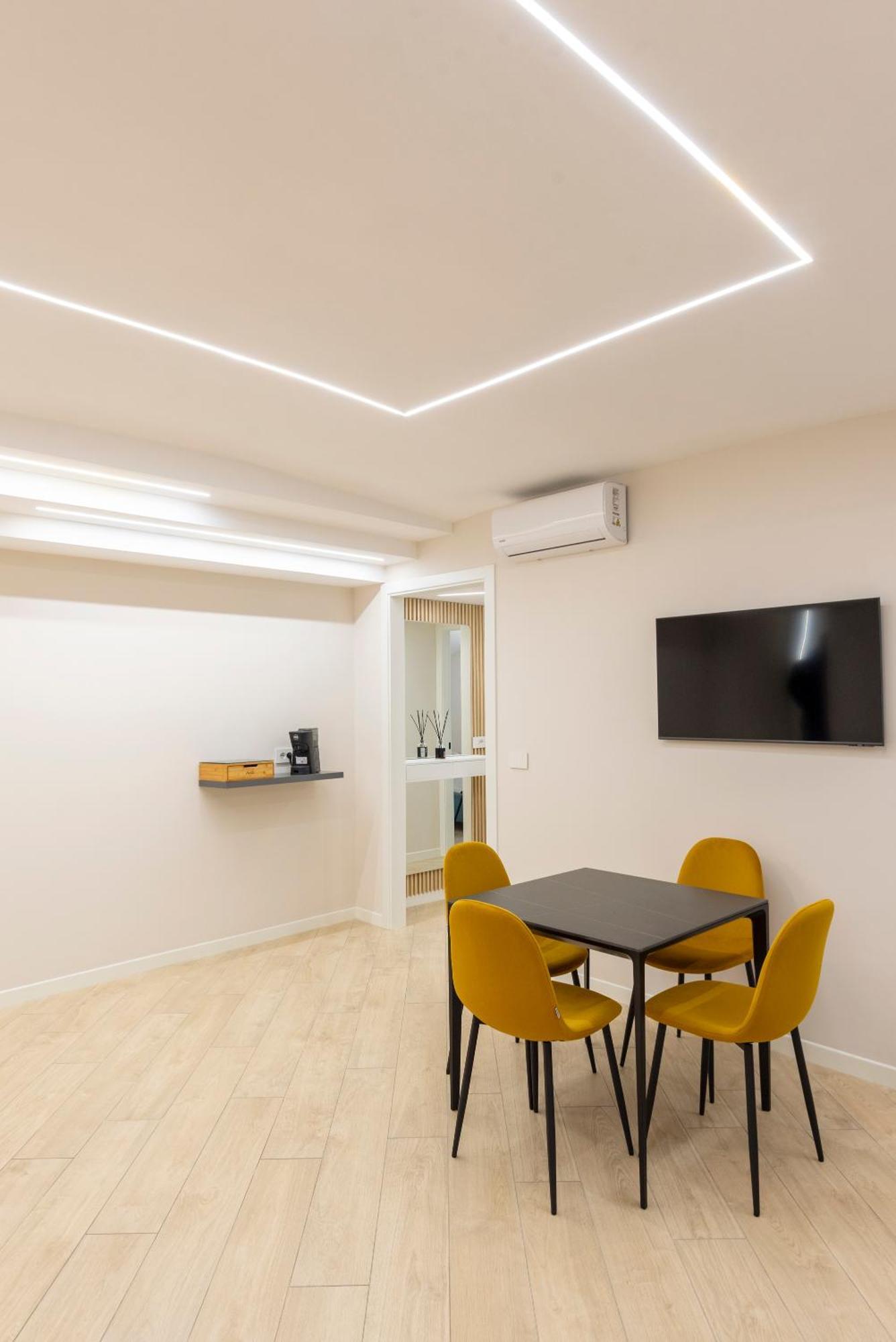 Apartment Chiatamone Seafront *